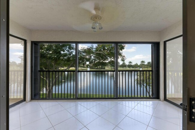 22791 Trelawny Terrace, Unit F in Boca Raton, FL - Building Photo - Building Photo