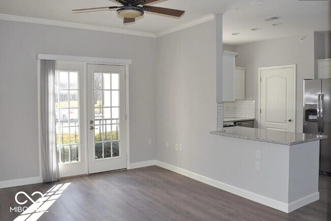 12938 University Crescent in Carmel, IN - Building Photo - Building Photo