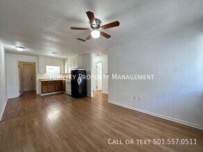 204 Smart St in Jacksonville, AR - Foto de edificio - Building Photo