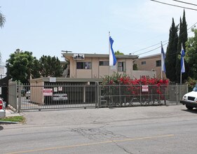 14410 Valerio St in Van Nuys, CA - Building Photo - Building Photo