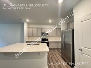 318 Thompson Overlook Wy in Smithfield, NC - Building Photo - Building Photo