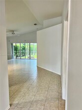 11854 SW 8th St in Pembroke Pines, FL - Building Photo - Building Photo