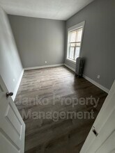 6631 S Ellis Ave in Chicago, IL - Building Photo - Building Photo