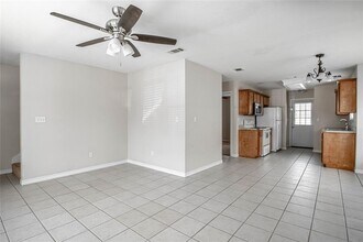 103 Yegua Cir in Huntsville, TX - Building Photo - Building Photo