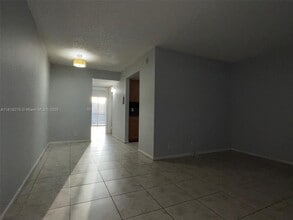 200 SW 132nd Way in Pembroke Pines, FL - Building Photo - Building Photo