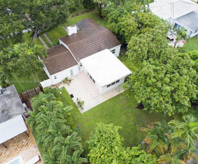 174 NE 107th St in Miami Shores, FL - Building Photo - Building Photo