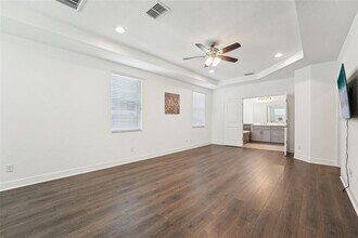 1741 Cherry Walk Rd in Lutz, FL - Building Photo - Building Photo