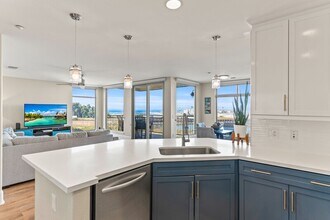 1019 Costa Pacifica Way in Oceanside, CA - Building Photo - Building Photo