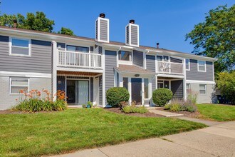 The Lodge at Trails Edge in Indianapolis, IN - Foto de edificio - Building Photo