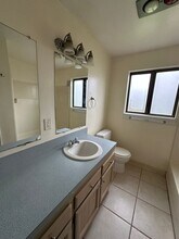 187 SW Birch Ct in Warrenton, OR - Building Photo - Building Photo