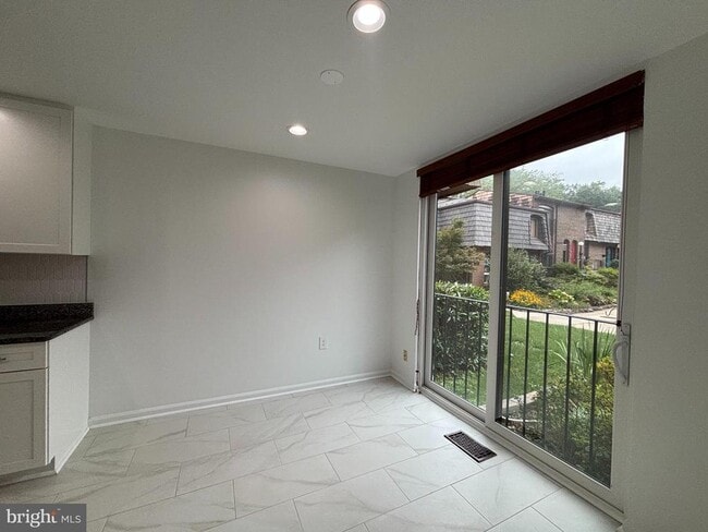 property at 8022 Inverness Ridge Rd