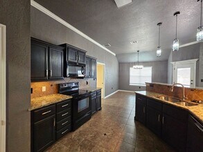 303 Belo Dr in Killeen, TX - Building Photo - Building Photo