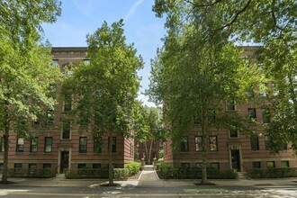 42 Linnaean St, Unit #1 in Cambridge, MA - Building Photo - Building Photo