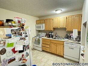 90 Gardner St, Unit 11 in Boston, MA - Foto de edificio - Building Photo