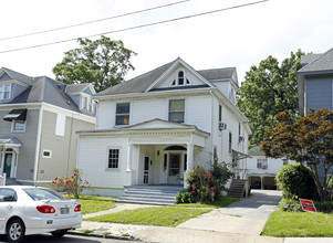 1515 Madison Ave in Memphis, TN - Building Photo - Building Photo