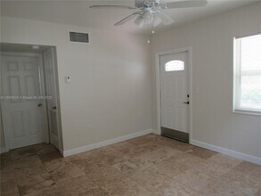 440 NW 15th Ave in Fort Lauderdale, FL - Building Photo - Building Photo