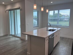 637 Parsons Wy in Deerfield Beach, FL - Building Photo - Building Photo