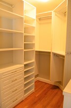 1530 N Colonial Terrace in Arlington, VA - Building Photo - Building Photo