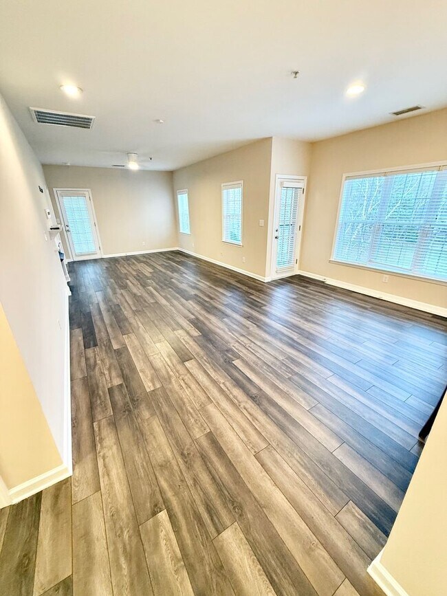 8938 Rosalyn Glen Rd in Cornelius, NC - Building Photo - Building Photo