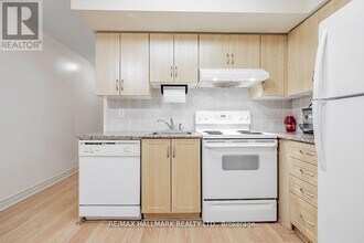 50 Disera Dr in Vaughan, ON - Building Photo - Building Photo