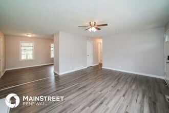 7630 E 52 Terrace in Kansas City, MO - Building Photo - Building Photo