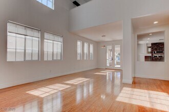 10381 Walking View Ct in Las Vegas, NV - Building Photo - Building Photo
