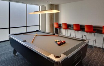 732 W Blackhawk St in Chicago, IL - Building Photo - Building Photo