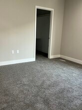 5302 Hawkwatch Ln, Unit A in Bakersfield, CA - Building Photo - Building Photo