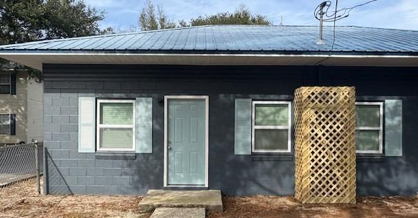 property at 100 Kazmira Ct