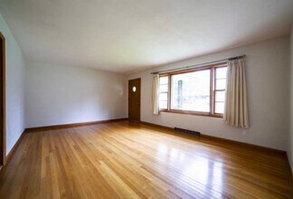 2307 S Virginia Ave in Springfield, MO - Building Photo - Building Photo