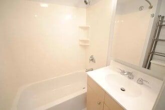 6 N Boyle Ave, Unit 6 in St. Louis, MO - Foto de edificio - Building Photo