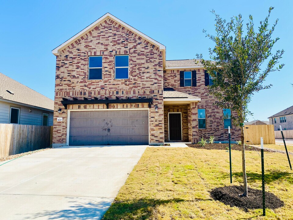 1620 River Plateau Dr in Georgetown, TX - Building Photo