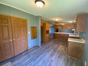 911 Central Ave in Tilton, IL - Building Photo - Building Photo