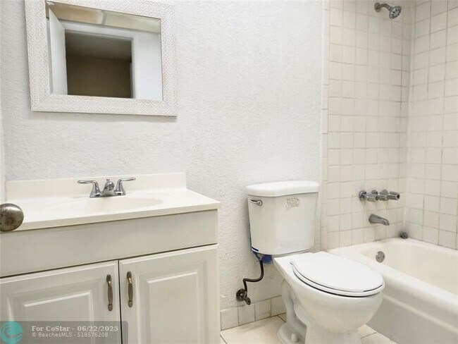 property at 760 SE 2nd Ave