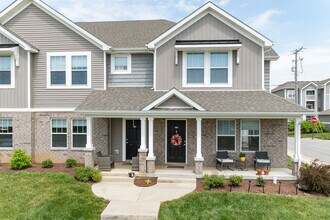 Wooldridge Gardens - Homes Ph2 in Versailles, KY - Building Photo - Building Photo