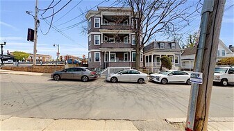 6 Hinckley St, Unit 3 in Somerville, MA - Building Photo