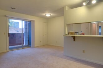 1209 University Terrace, Unit 1209C University Terrace in Blacksburg, VA - Building Photo - Building Photo
