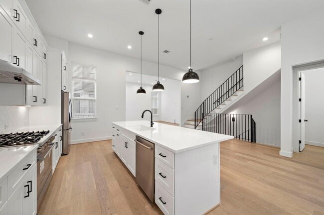 property at 1819 Prospect St