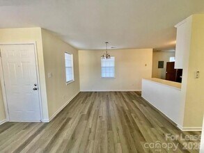 416 E 19th St in Charlotte, NC - Building Photo - Building Photo