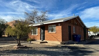 4225 E Bellevue St in Tucson, AZ - Building Photo
