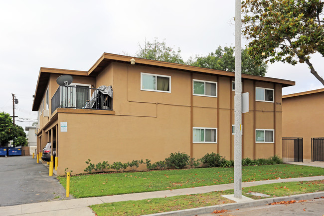 12692 Sunswept Ave in Garden Grove, CA - Foto de edificio - Building Photo