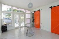 1712 Harbor Ln in Naples, FL - Foto de edificio - Building Photo