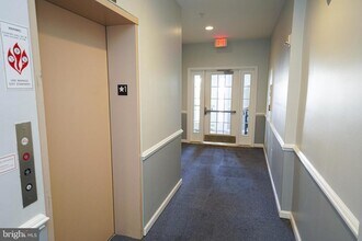 2003 Whispering Ponds Ct in Salisbury, MD - Building Photo - Building Photo