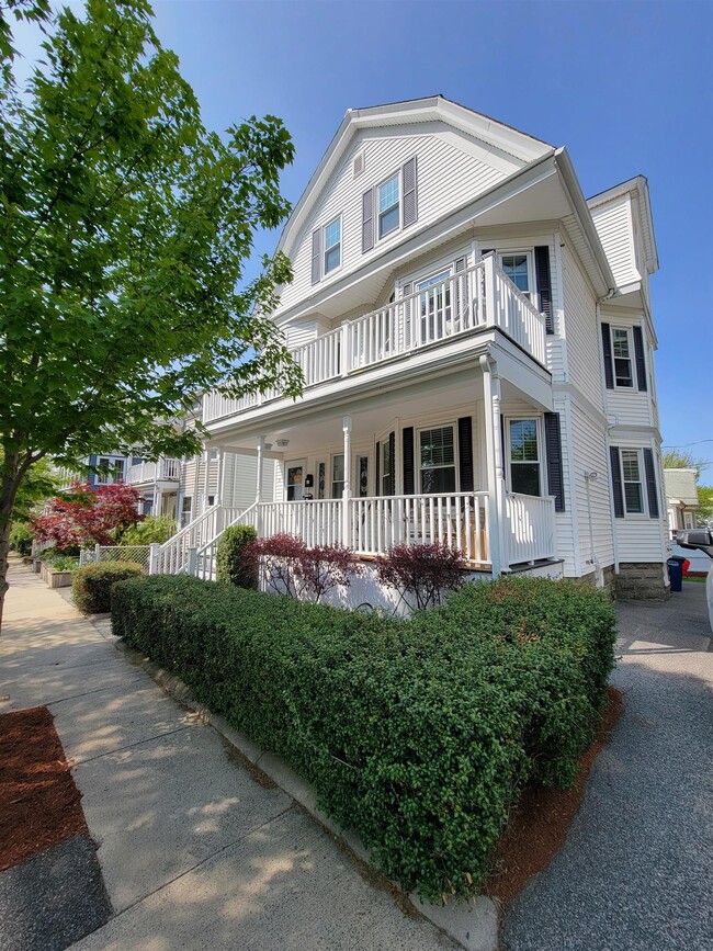 33 Electric Ave, Unit 31-1, Unit 31-1