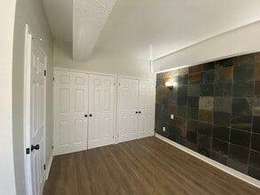 Adelaide Lofts in London, ON - Building Photo - Building Photo