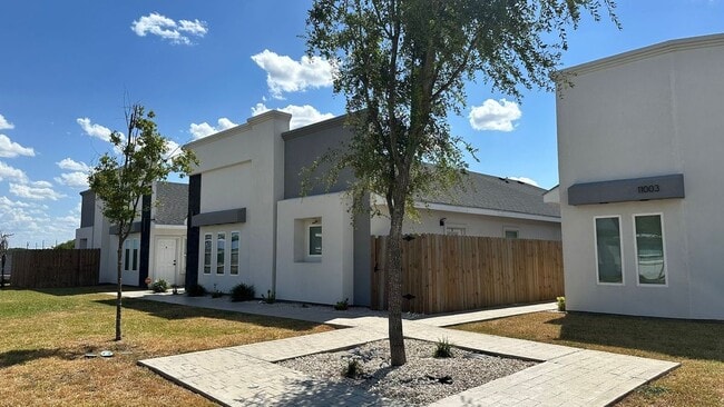 property at 11003 N 36th Ln