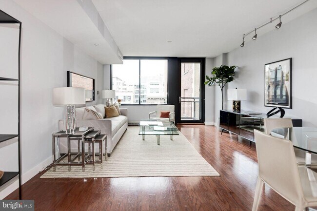 912 F St NW-Unit -909 in Washington, DC - Foto de edificio - Building Photo