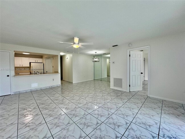 15430 SW 82nd Ln in Miami, FL - Building Photo - Building Photo