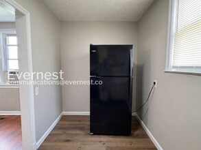 1049 E Patapsco Ave in Baltimore, MD - Building Photo - Building Photo