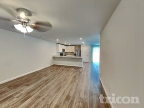 414 Aberdeen Dr in Ferris, TX - Building Photo - Building Photo